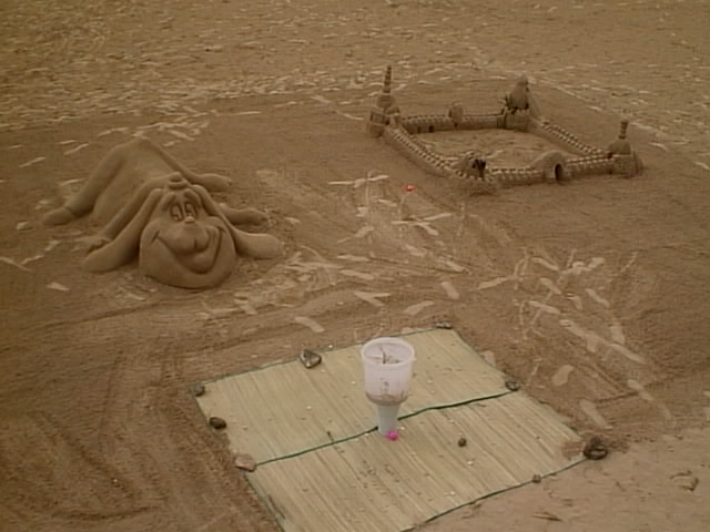 Kanske  Magnus sandslott?